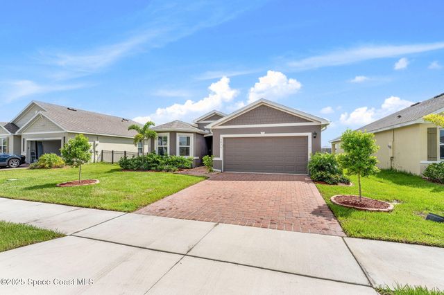 1076 Dugan Circle SE, Palm Bay, FL 32909