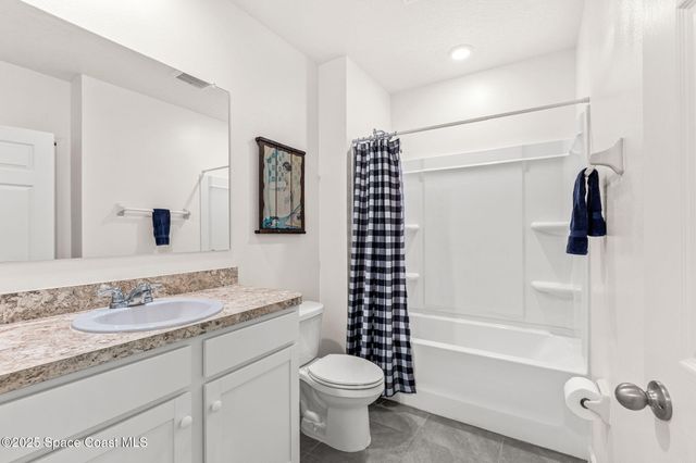 1076 Dugan Circle SE, Palm Bay, FL 32909