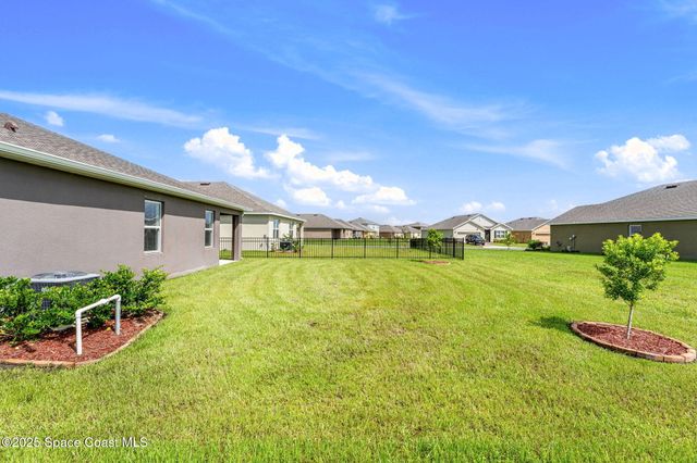 1076 Dugan Circle SE, Palm Bay, FL 32909