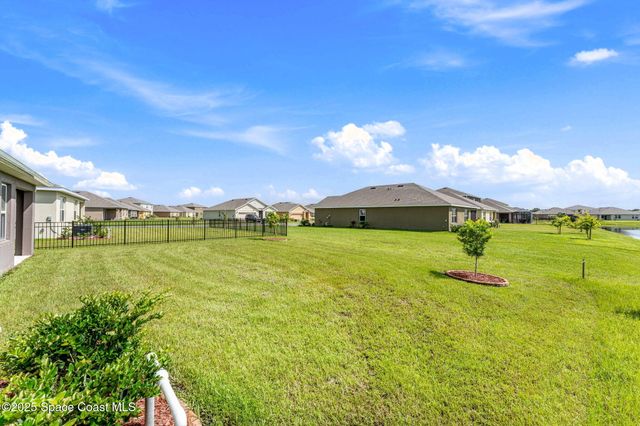 1076 Dugan Circle SE, Palm Bay, FL 32909