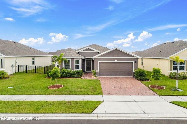 1076 Dugan Circle SE, Palm Bay, FL 32909
