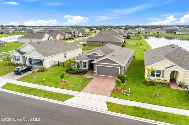 1076 Dugan Circle SE, Palm Bay, FL 32909