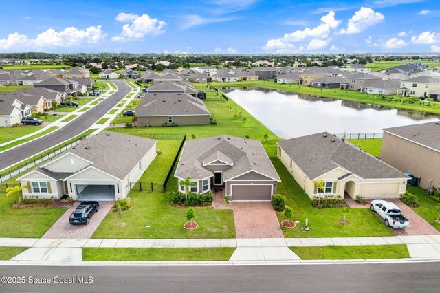 1076 Dugan Circle SE, Palm Bay, FL 32909