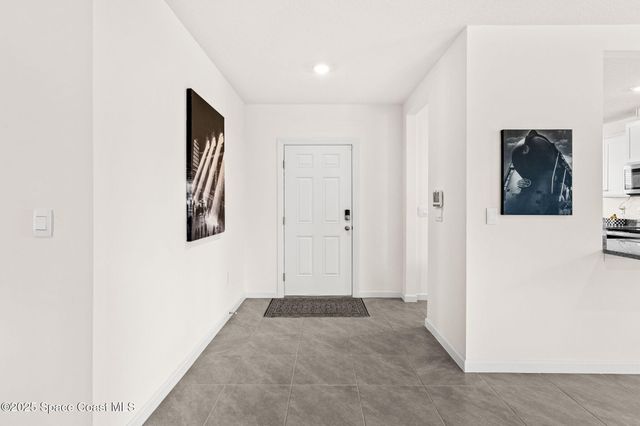 1076 Dugan Circle SE, Palm Bay, FL 32909