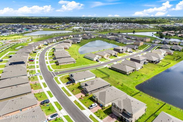 1076 Dugan Circle SE, Palm Bay, FL 32909