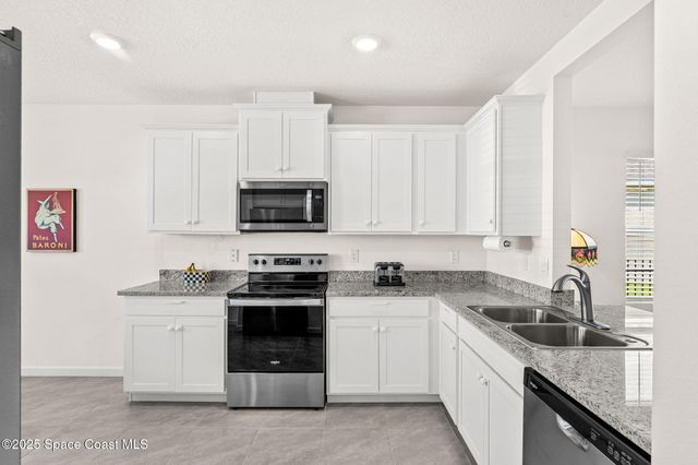 1076 Dugan Circle SE, Palm Bay, FL 32909