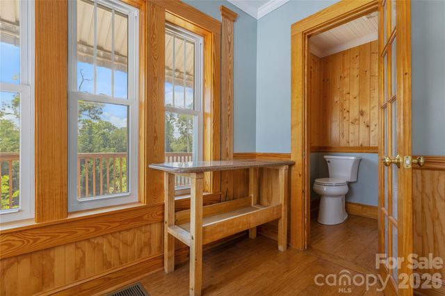 15 Walton Street, Asheville, NC 28801