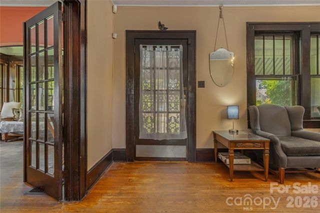 15 Walton Street, Asheville, NC 28801