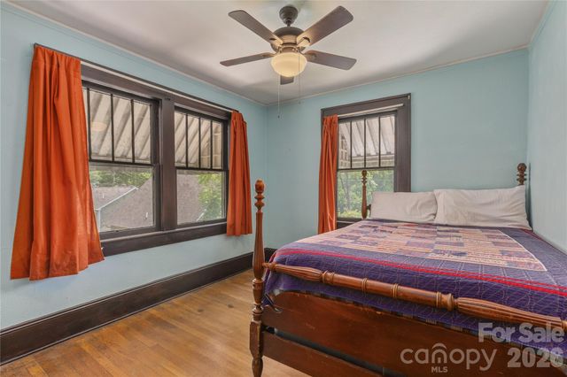15 Walton Street, Asheville, NC 28801