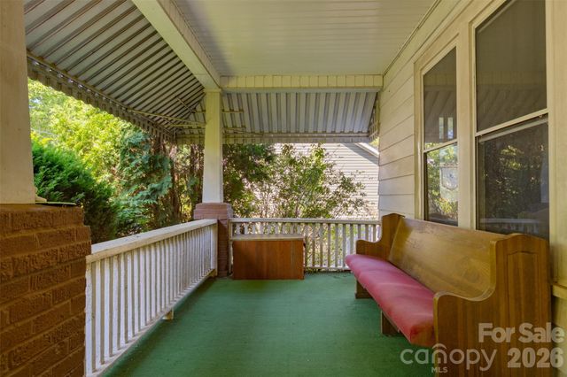 15 Walton Street, Asheville, NC 28801