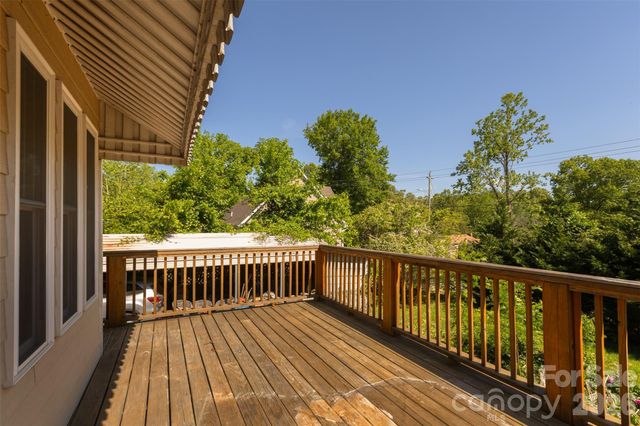 15 Walton Street, Asheville, NC 28801