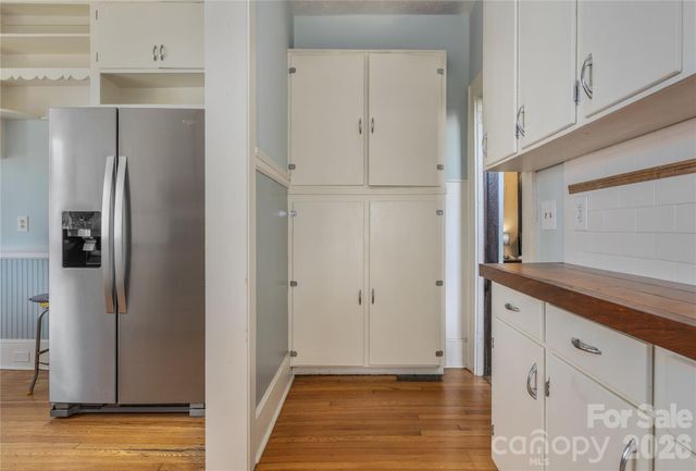 15 Walton Street, Asheville, NC 28801