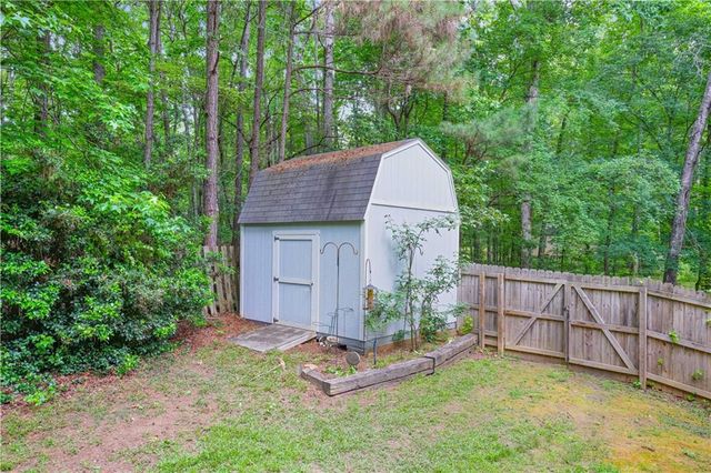 107 Shelby Lane, Hiram, GA 30141