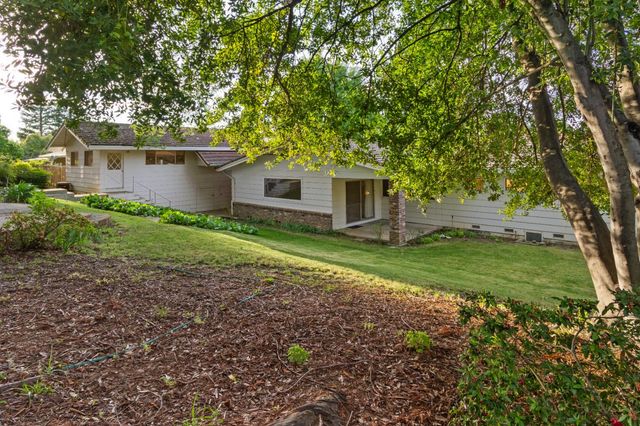 9842 Valley Pines Dr, Folsom, CA 95630