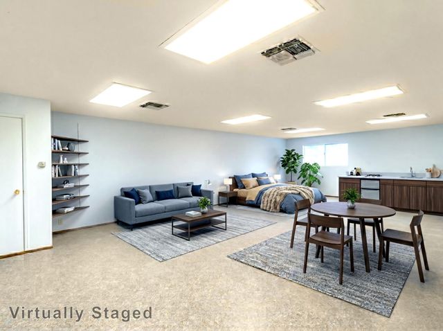 9842 Valley Pines Dr, Folsom, CA 95630