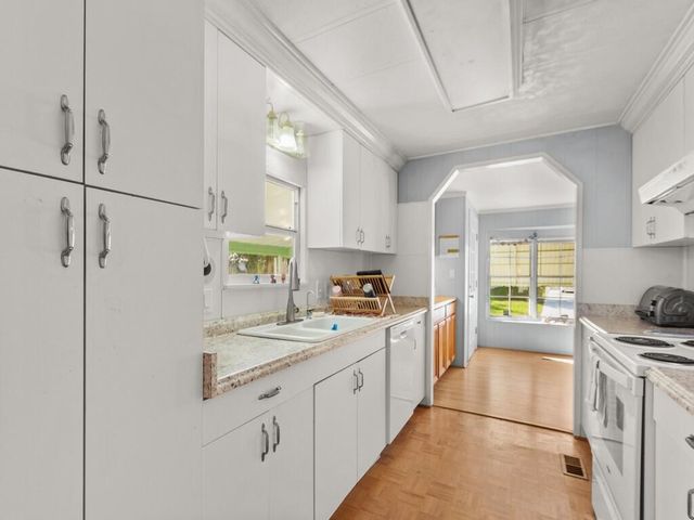 68 W Caribbean, Port St. Lucie, Port St Lucie, FL 34952