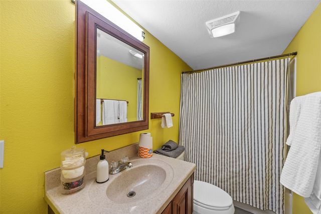 112 Bowling Street SW, Cedar Rapids, IA 52404
