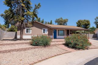 2526 E JOHN CABOT Road, Phoenix, AZ 85032