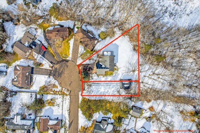 31005 Elm Street, Lindstrom, MN 55045