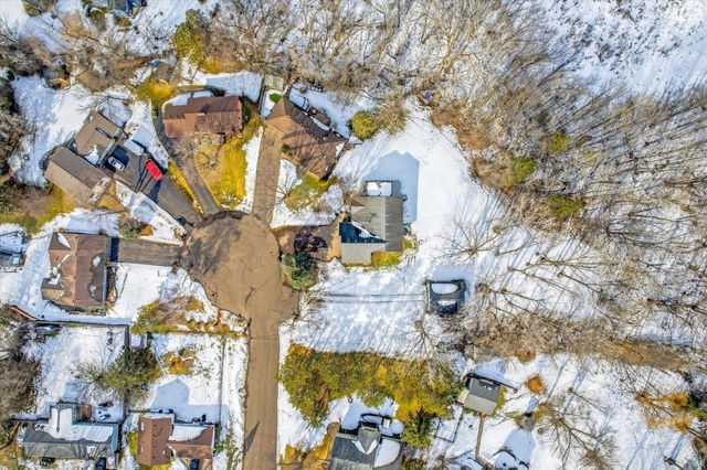 31005 Elm Street, Lindstrom, MN 55045