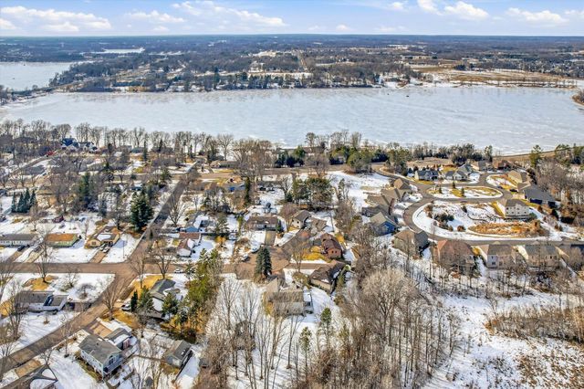 31005 Elm Street, Lindstrom, MN 55045