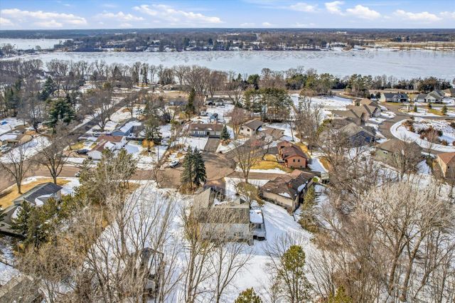 31005 Elm Street, Lindstrom, MN 55045