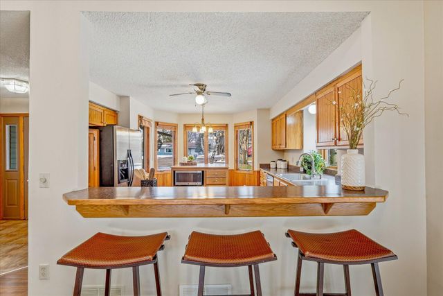 31005 Elm Street, Lindstrom, MN 55045