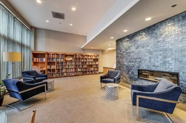 420 E Waterside Drive 2214, Chicago, IL 60601