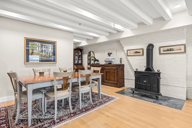 51 Commercial Wharf 5, Boston, MA 02110