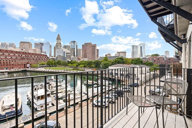 51 Commercial Wharf 5, Boston, MA 02110