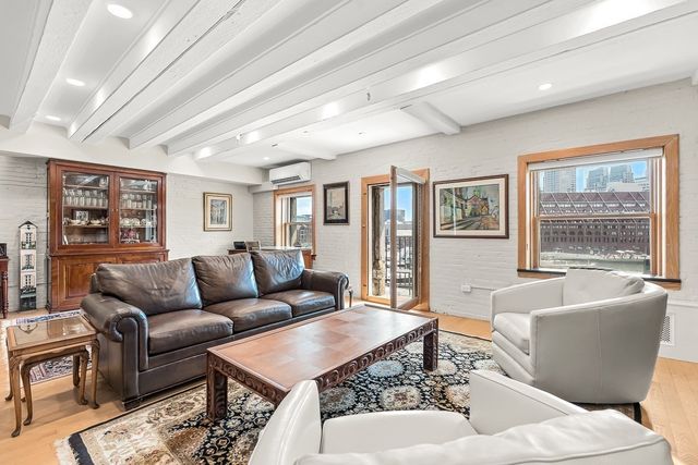 51 Commercial Wharf 5, Boston, MA 02110