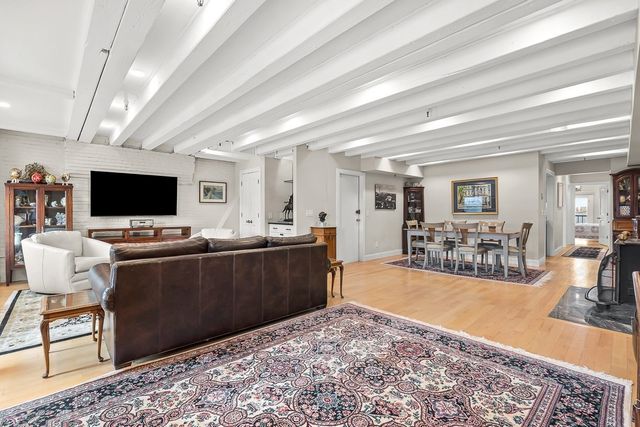 51 Commercial Wharf 5, Boston, MA 02110