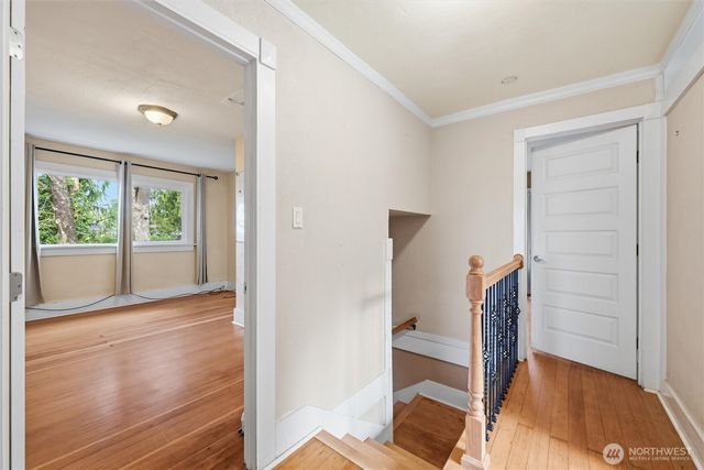 1215 S 10th Street, Mount Vernon, WA 98274