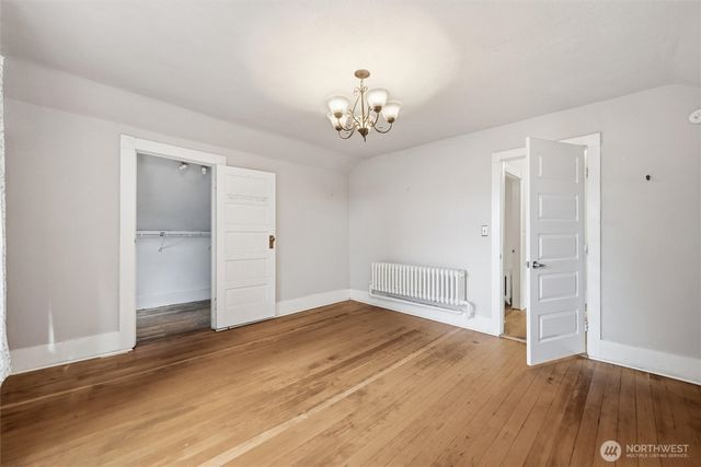 1215 S 10th Street, Mount Vernon, WA 98274