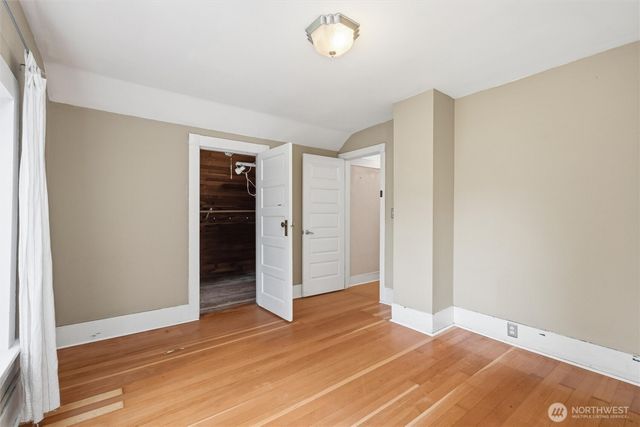 1215 S 10th Street, Mount Vernon, WA 98274