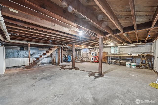 1215 S 10th Street, Mount Vernon, WA 98274