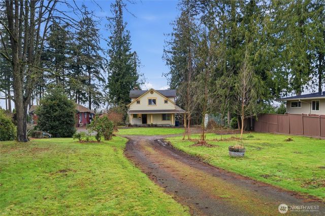 1215 S 10th Street, Mount Vernon, WA 98274