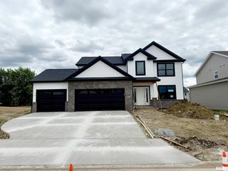 2610 W ARDEN Way, Dunlap, IL 61525