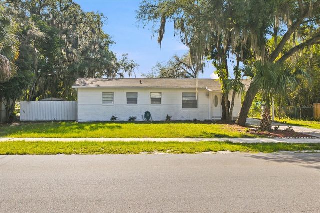 213 S 3RD STREET, Lake Mary, FL 32746