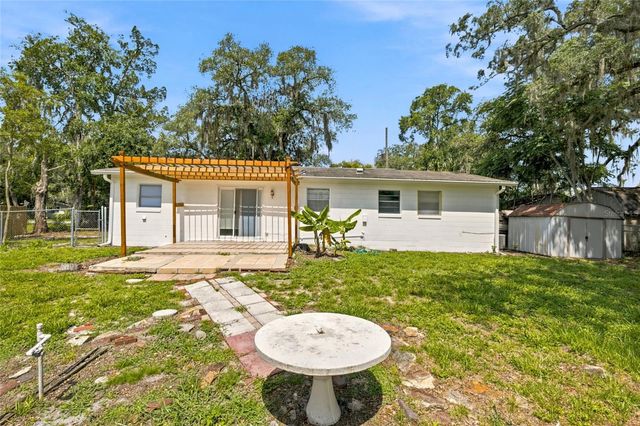 213 S 3RD STREET, Lake Mary, FL 32746
