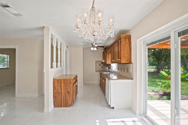 213 S 3RD STREET, Lake Mary, FL 32746
