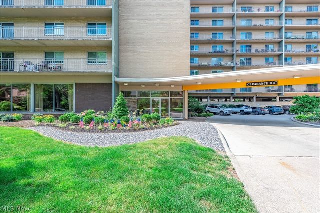 10301 Lake Avenue 420, Cleveland, OH 44102