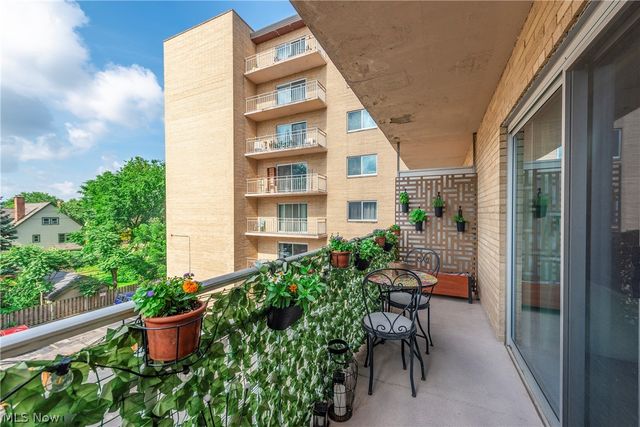 10301 Lake Avenue 420, Cleveland, OH 44102