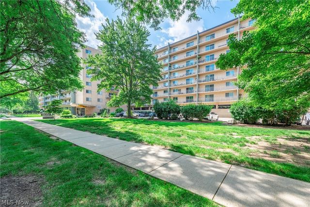 10301 Lake Avenue 420, Cleveland, OH 44102