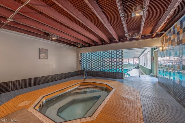 10301 Lake Avenue 420, Cleveland, OH 44102