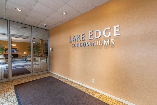 10301 Lake Avenue 420, Cleveland, OH 44102
