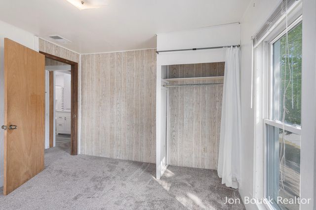 907 E Lincoln Street, Mount Pleasant, MI 48858