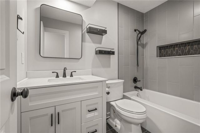 16116 W 125th Street, Olathe, KS 66062