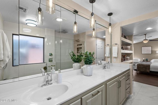 1139 W NORTHVIEW Avenue, Phoenix, AZ 85021