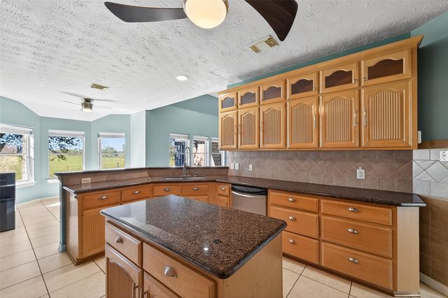 18433 Adlong Johnson Road, Crosby, TX 77532